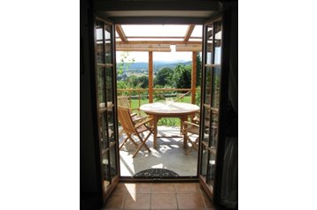 Slovēnija Privát Kobdilj, Eksterjers